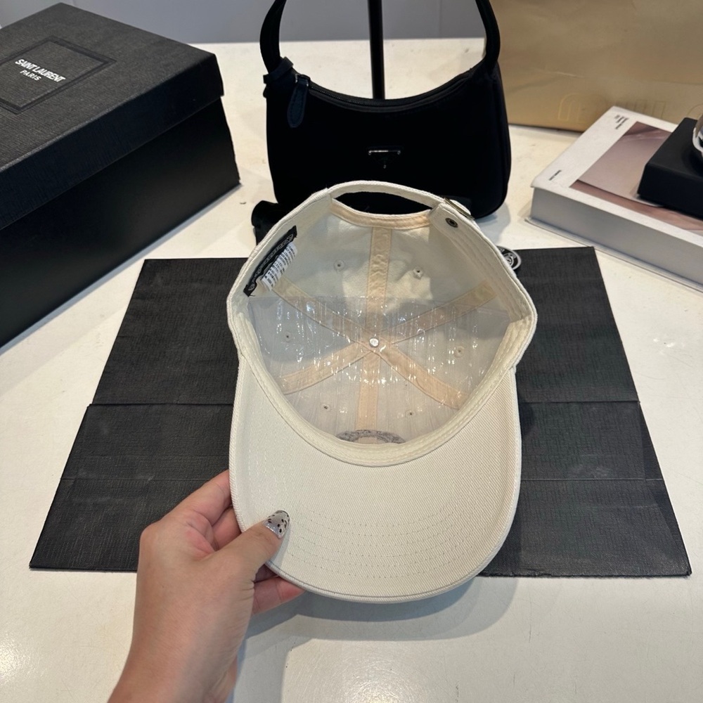 Chrome Hearts Fashion Baseball Cap - Picture 5 of 8